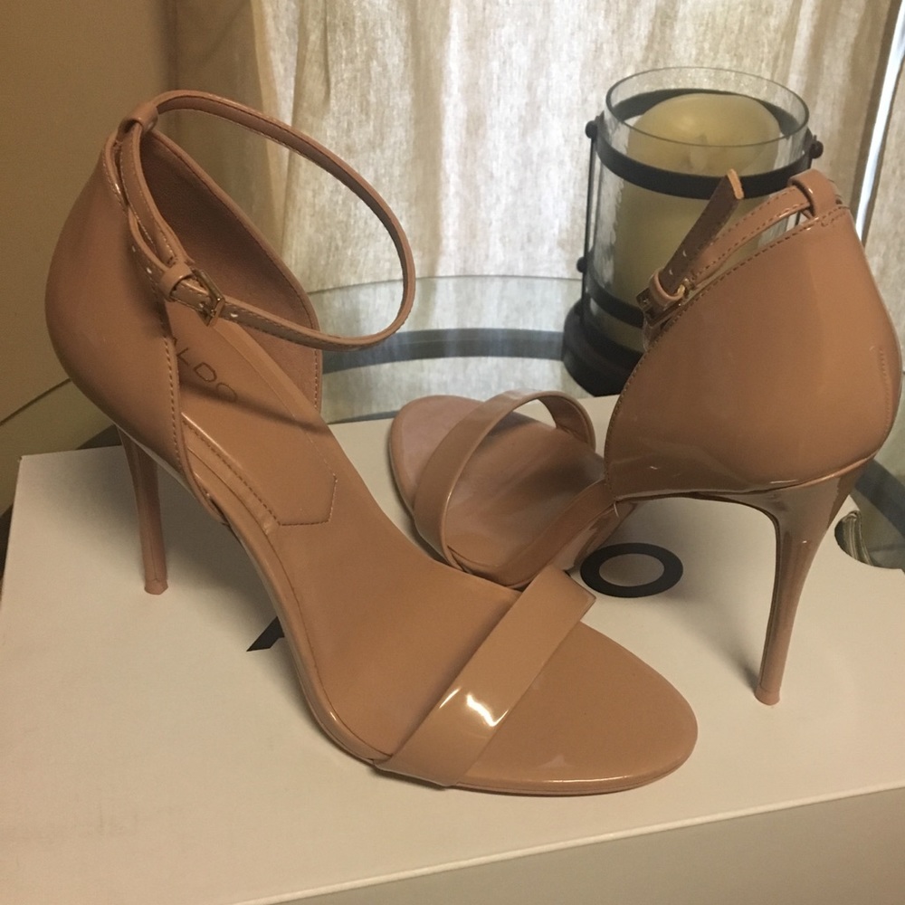 Size 9 Aldo Brand Strappy High Heel NIB